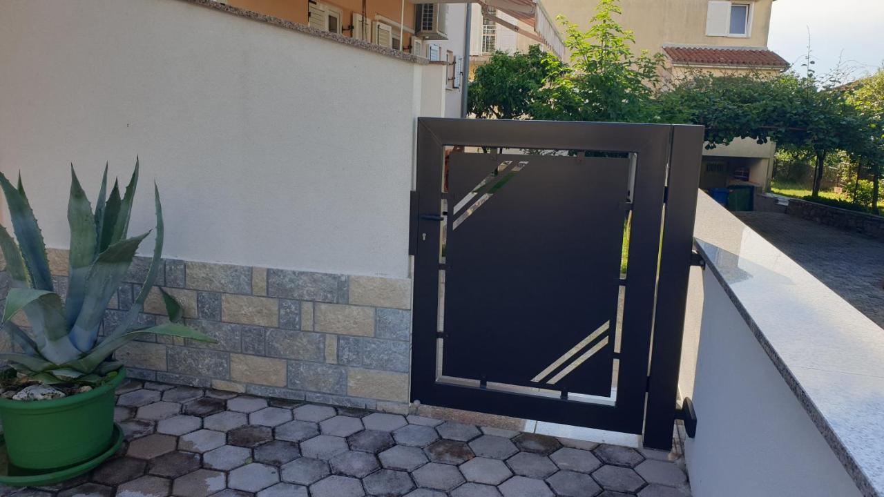 House Maric Apartment Porec Exterior photo