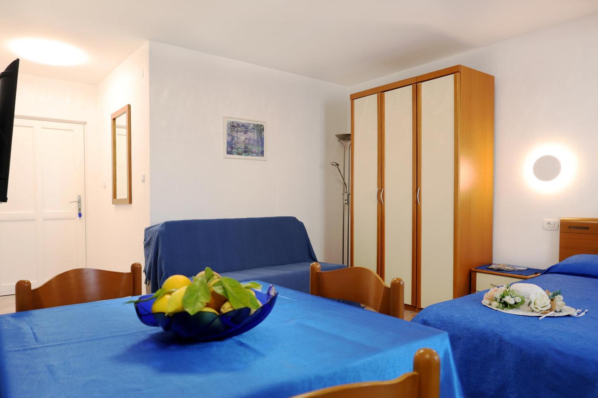 House Maric Apartment Porec Exterior photo